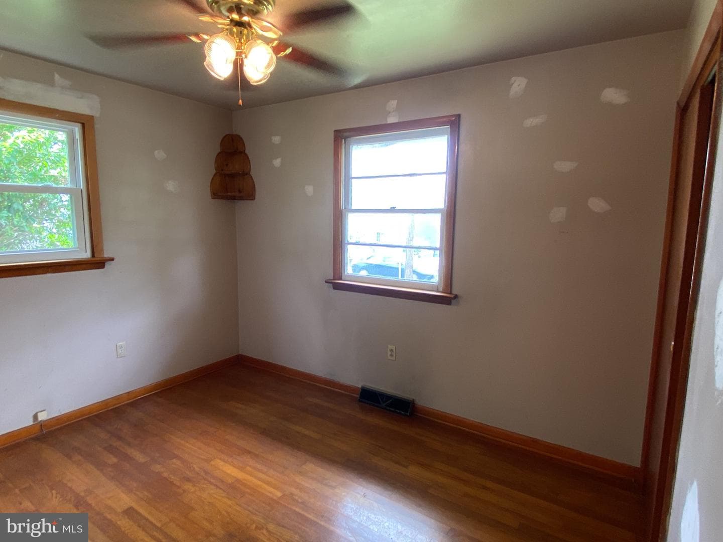 518 Ash Street photo 6