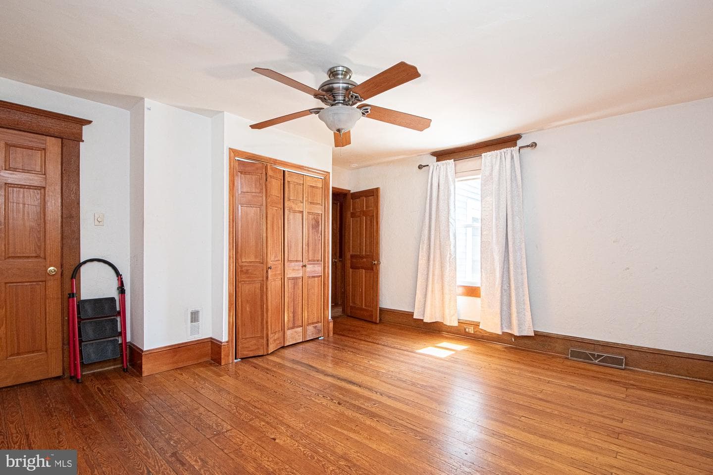 202 Shenandoah Avenue photo 17