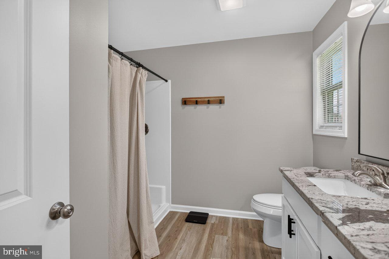 6127 Moore Avenue photo 21