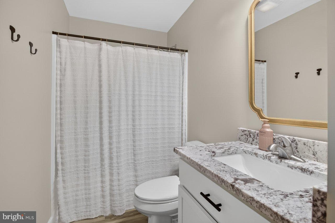 6127 Moore Avenue photo 28