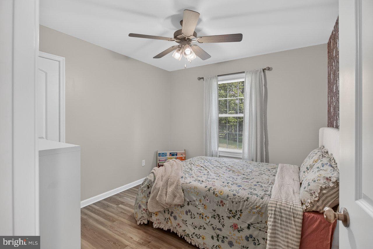 6127 Moore Avenue photo 30