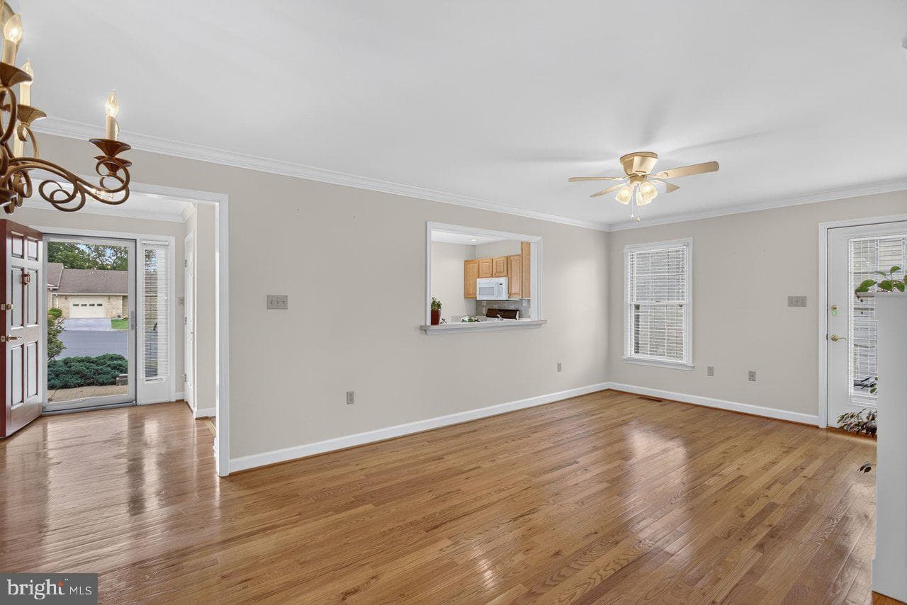 209 Kim Court photo 23