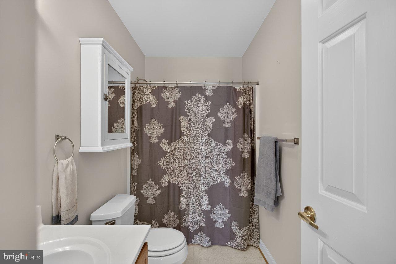 209 Kim Court photo 37