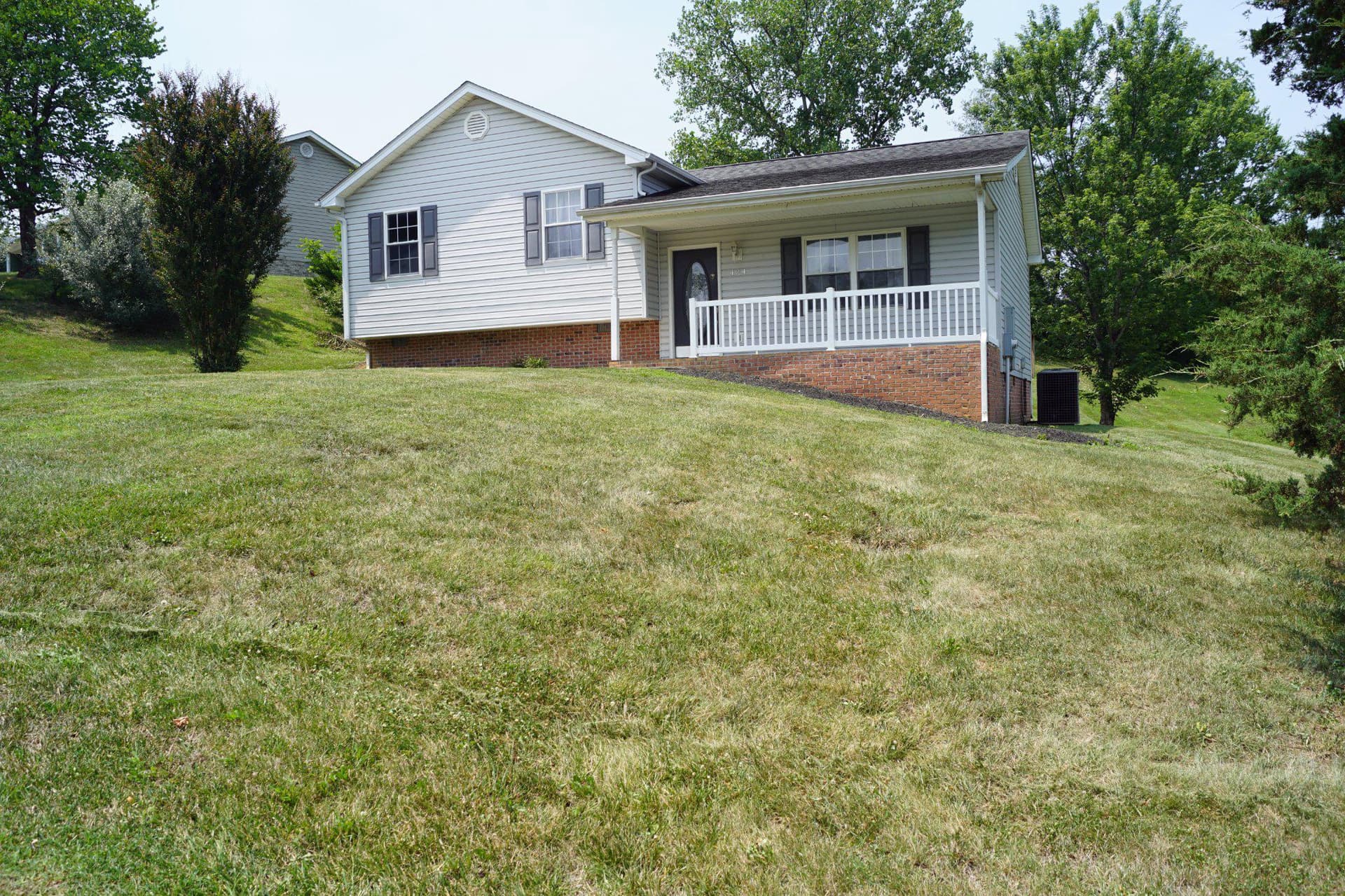 424 Meghann Drive photo 21