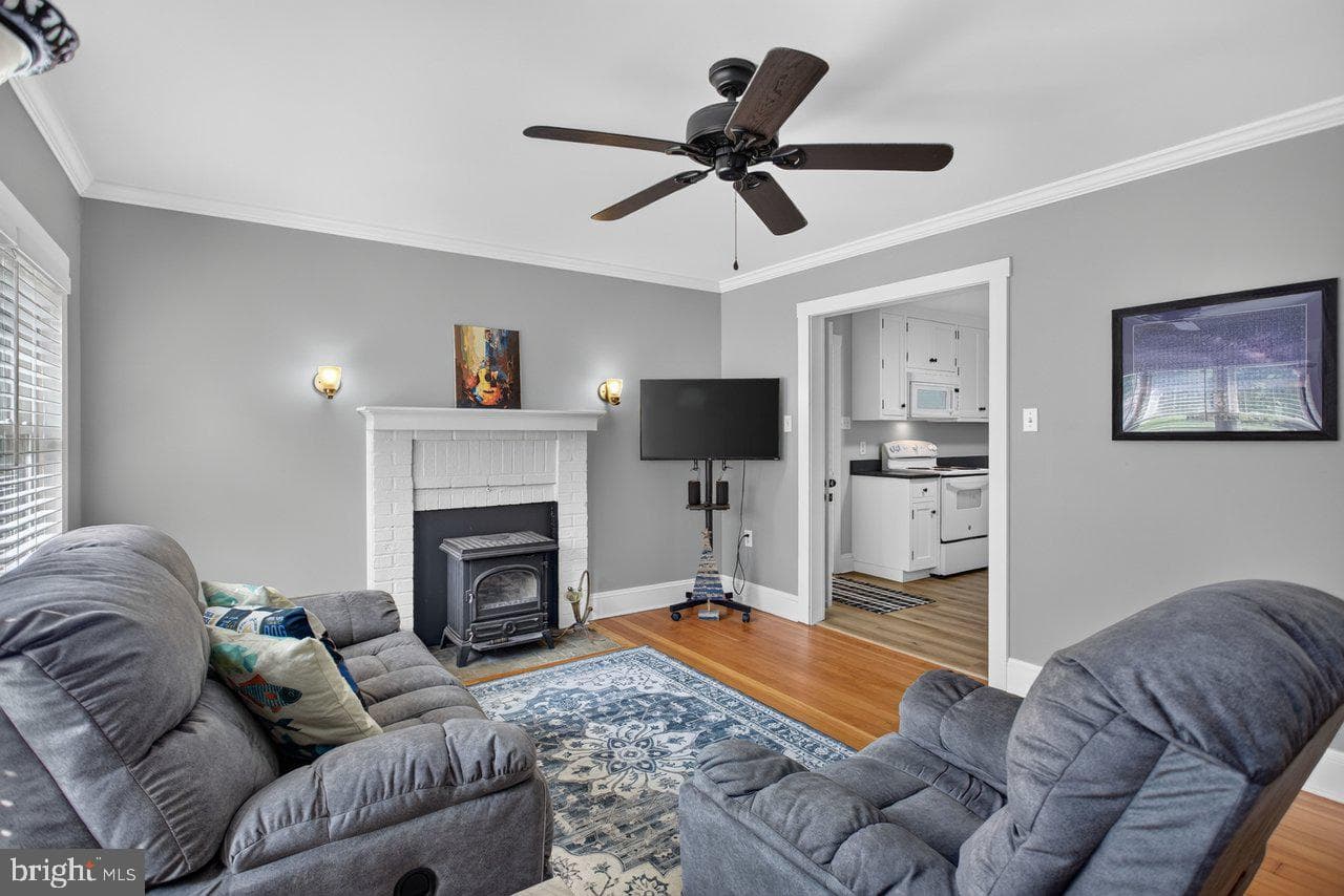 55 Lake Drive photo 10