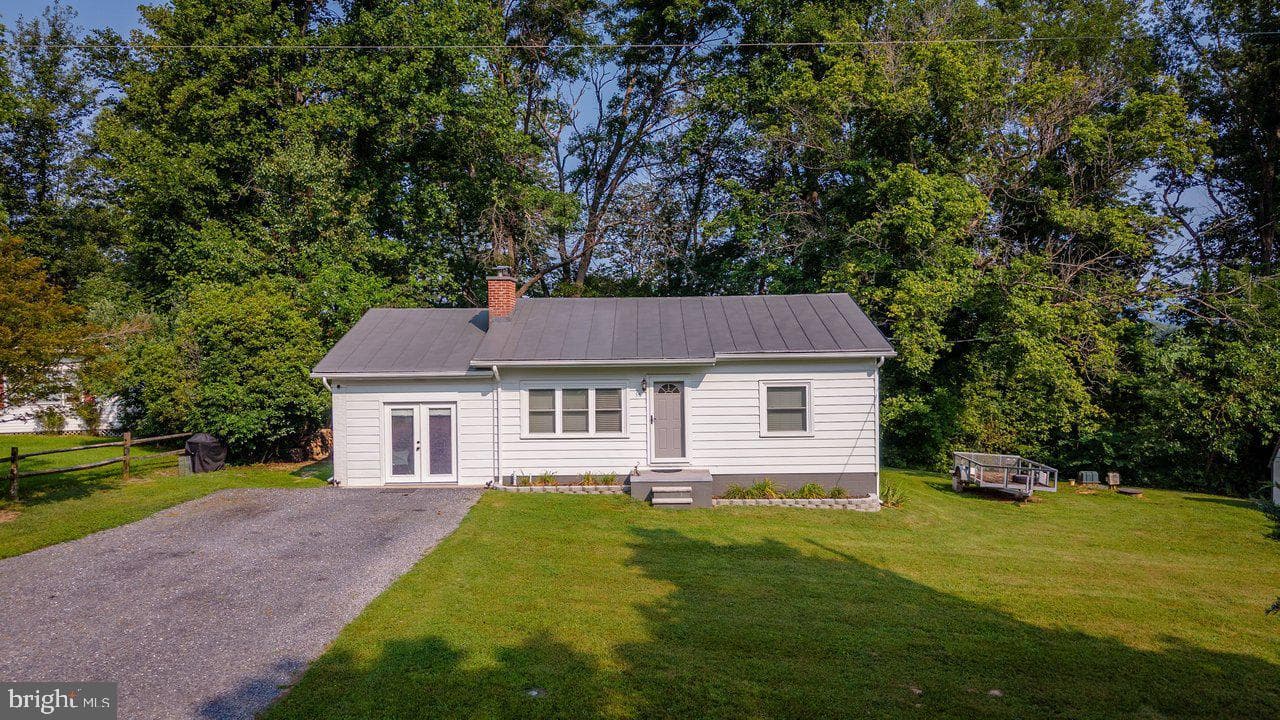 55 Lake Drive photo 2