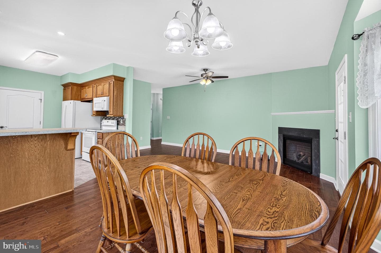 204 Grafton Court photo 17