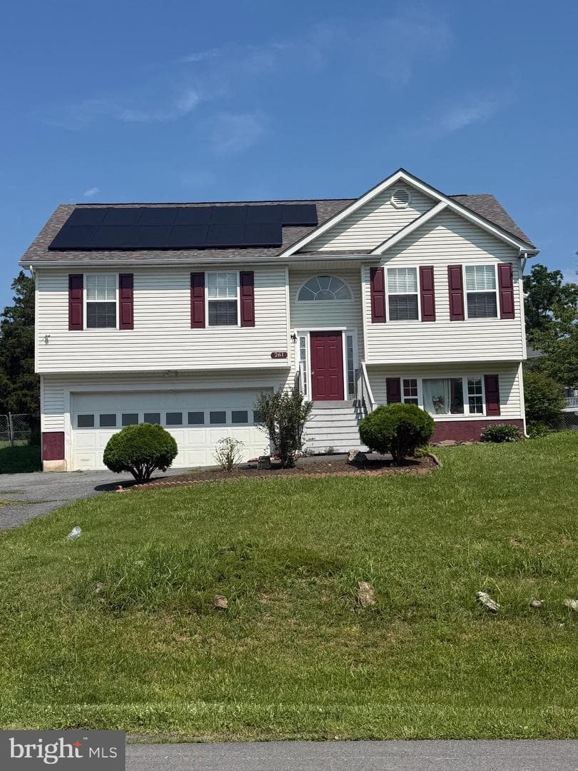 261 Baer Oak Drive, Maurertown