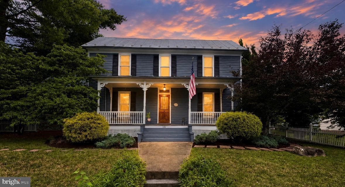 132 Charles Street, Strasburg