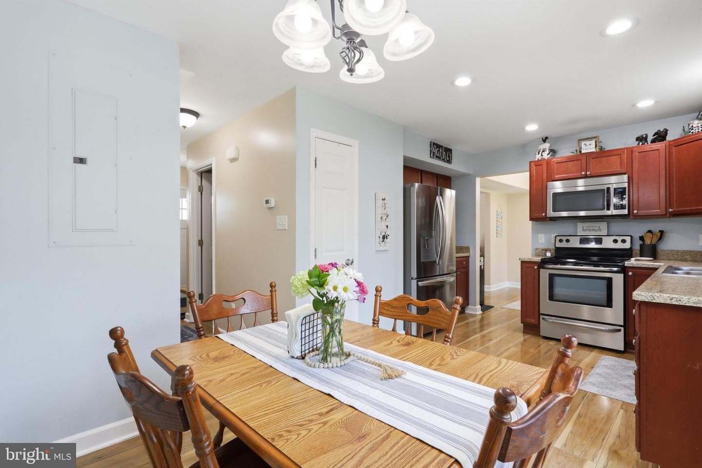 177 S Loudoun Street photo 16
