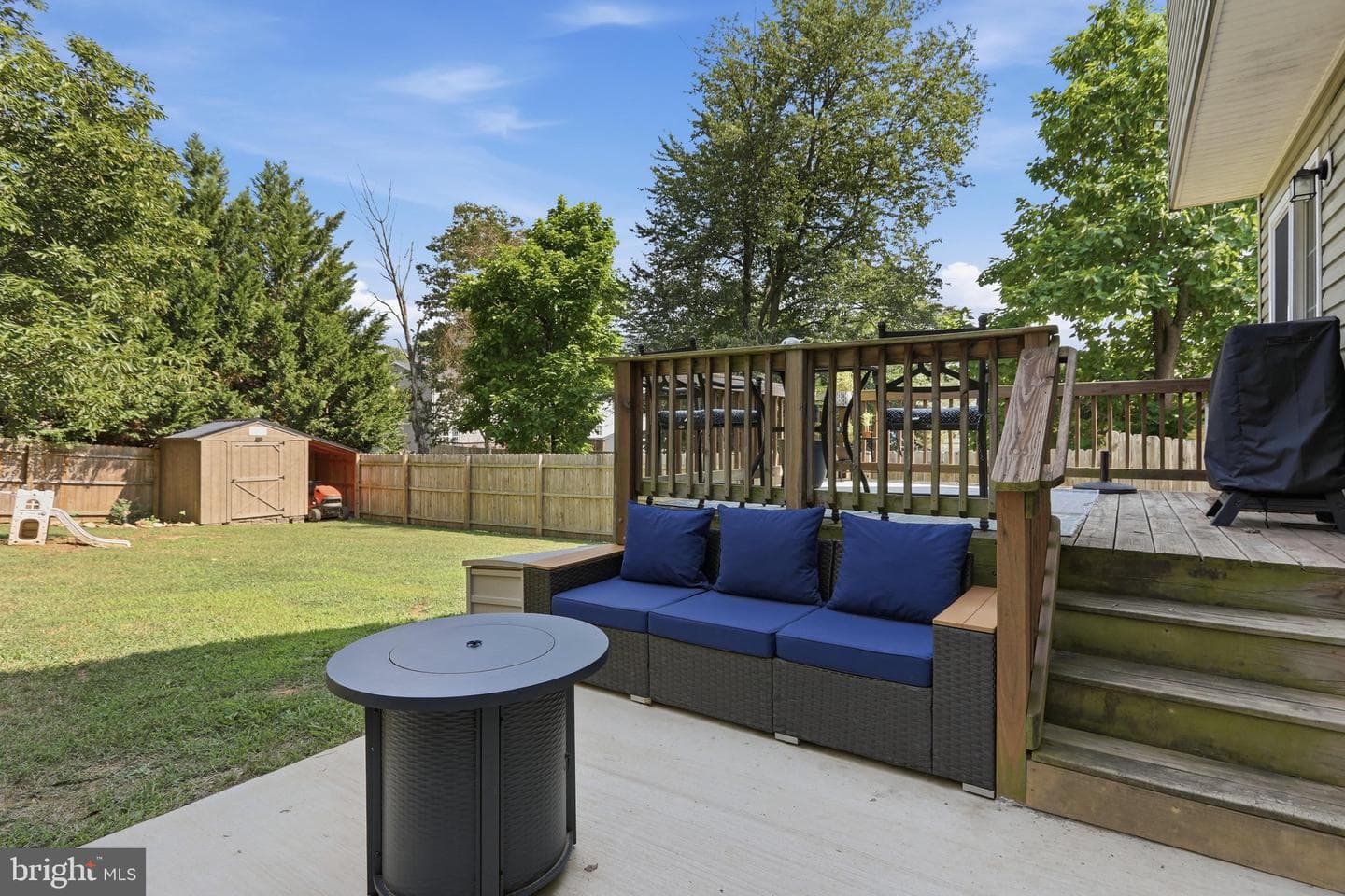 177 S Loudoun Street photo 34