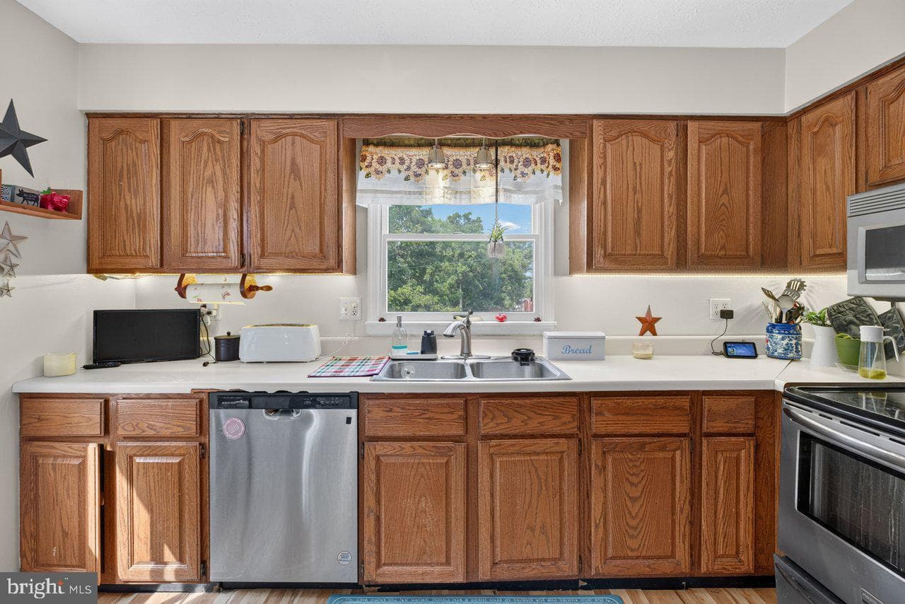 10727 Old Valley Pike photo 11
