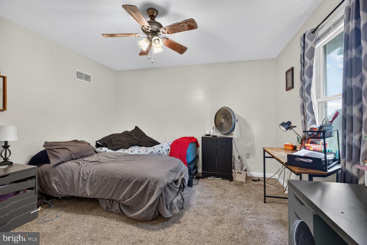 10727 Old Valley Pike photo 20