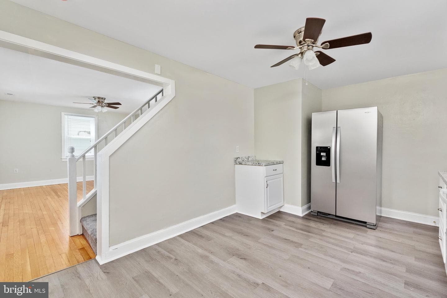 528 E Queen Street photo 11