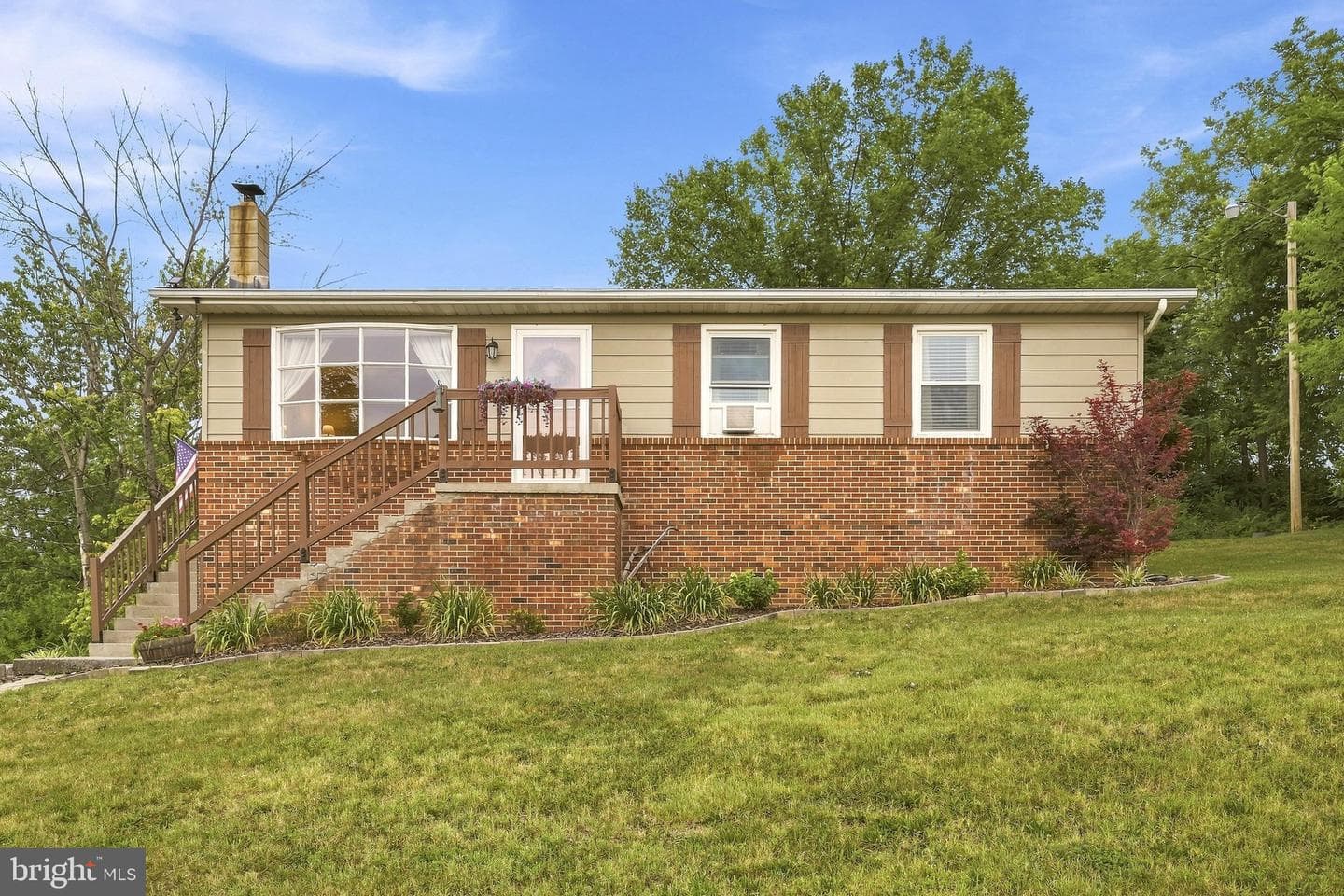 326 Sunset Street, Strasburg