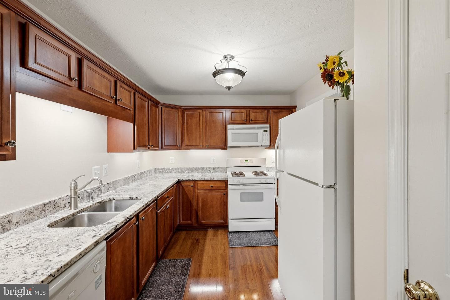 172 Founders Way photo 11