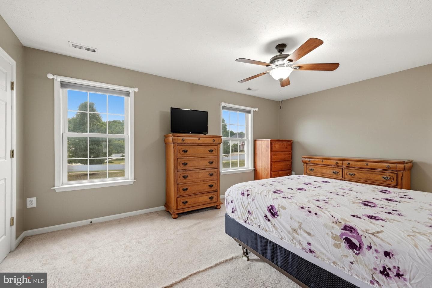 172 Founders Way photo 23