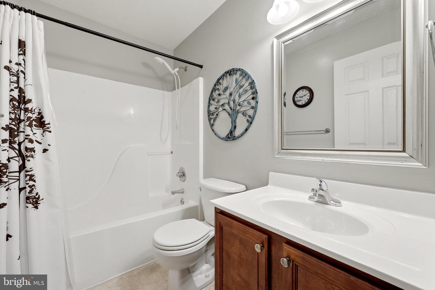 172 Founders Way photo 26