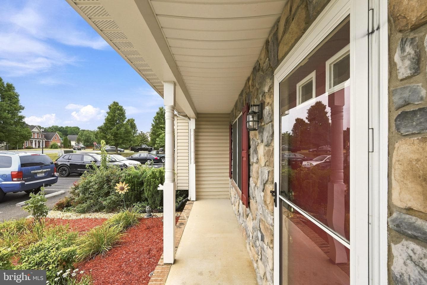 172 Founders Way photo 3