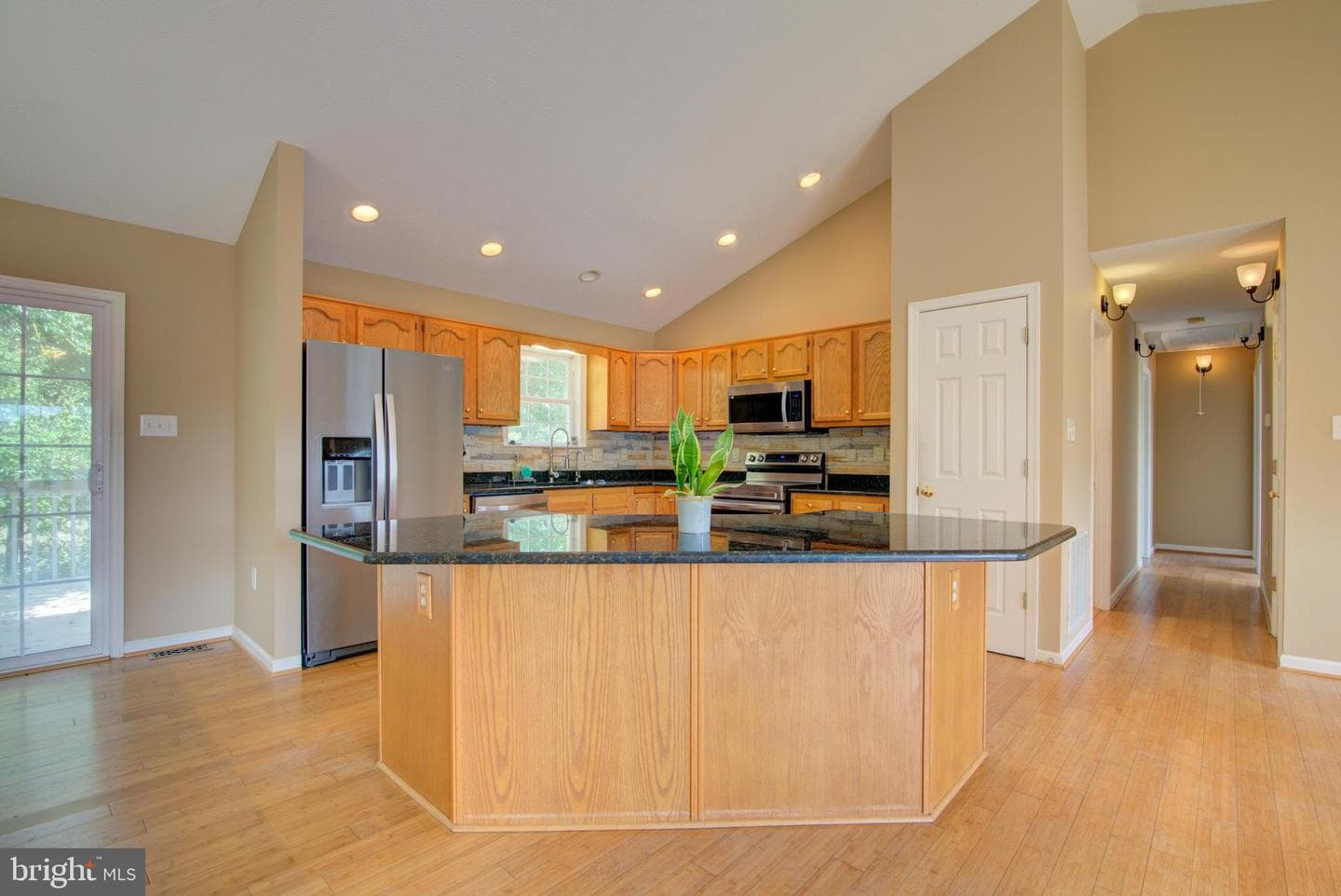 47 Stuart Court photo 16