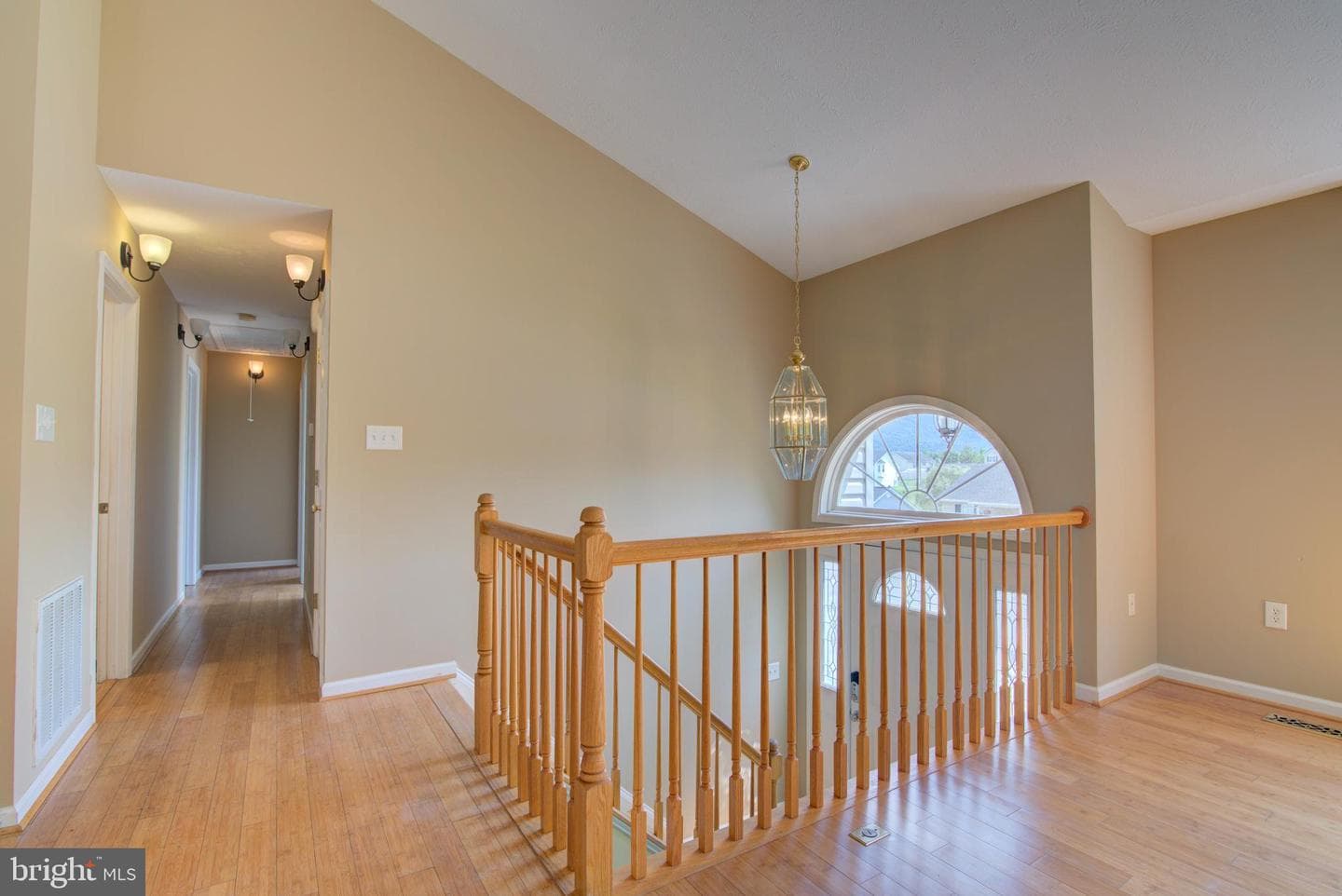 47 Stuart Court photo 34