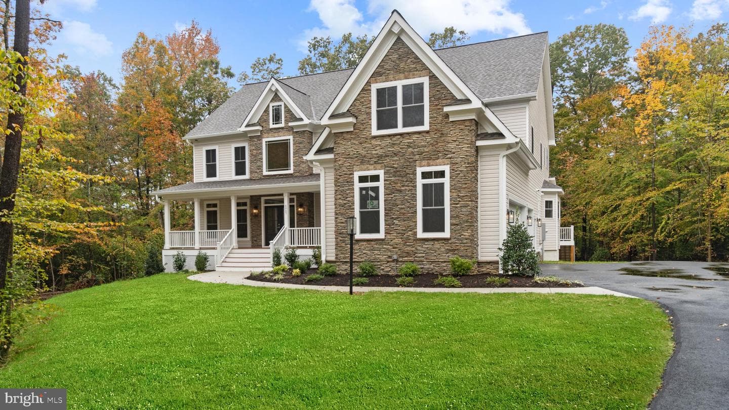 6003 Copper Mill Drive photo 2