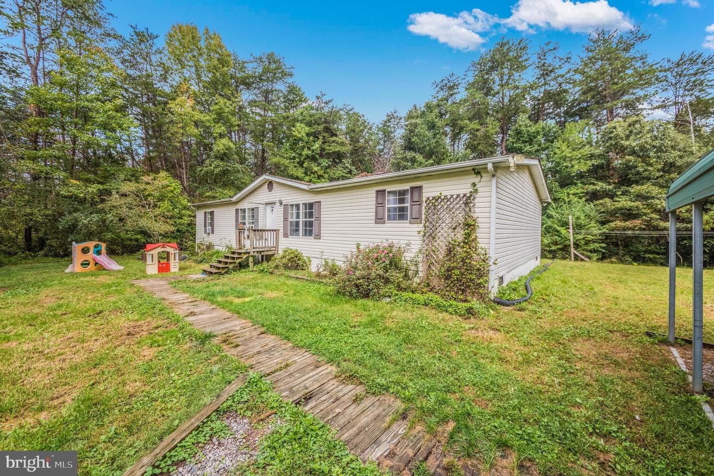 5828 Massey Road photo 2