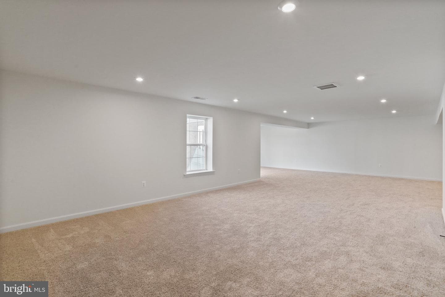 8524 Fleetwood Drive photo 18