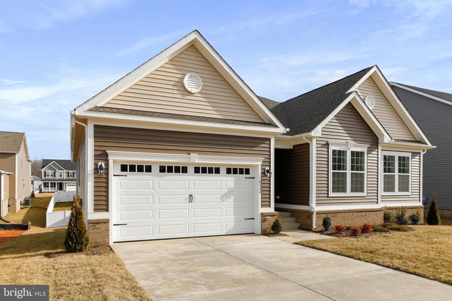 8524 Fleetwood Drive photo 2