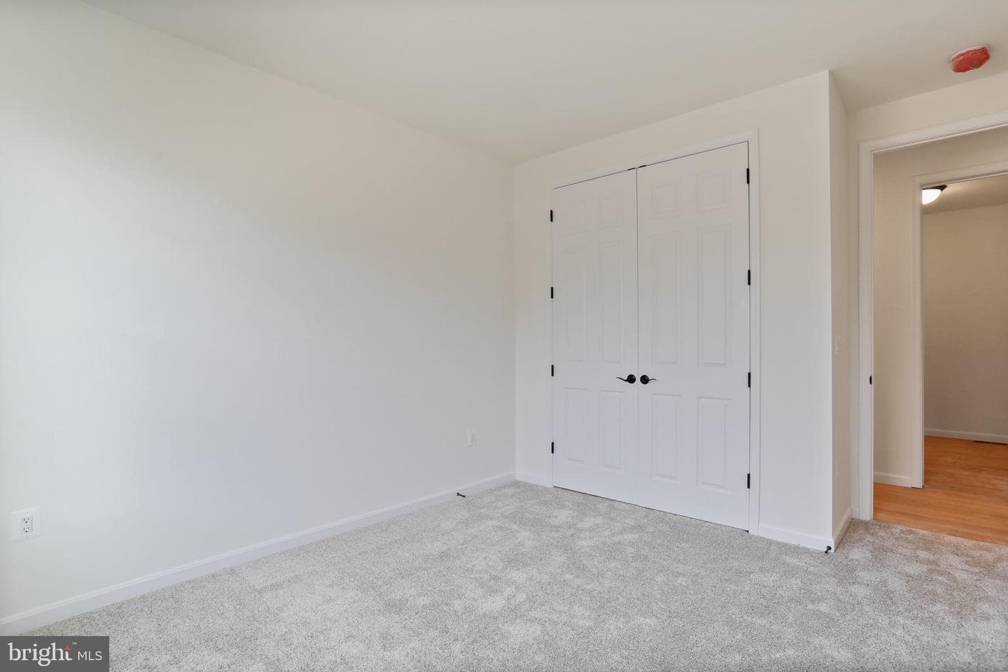 8524 Fleetwood Drive photo 22