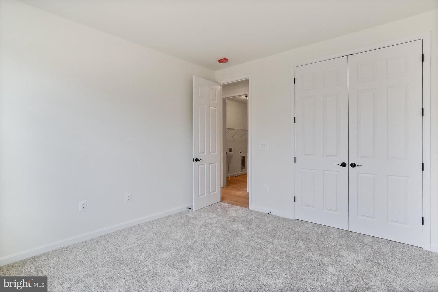 8524 Fleetwood Drive photo 26
