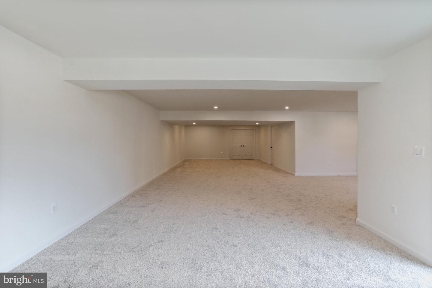 8524 Fleetwood Drive photo 43