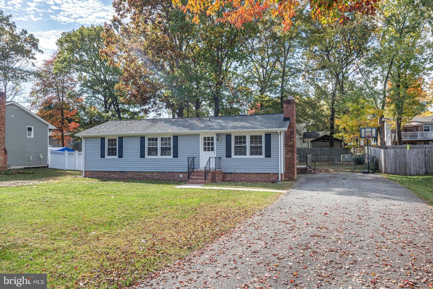 5512 Elder Street photo 2
