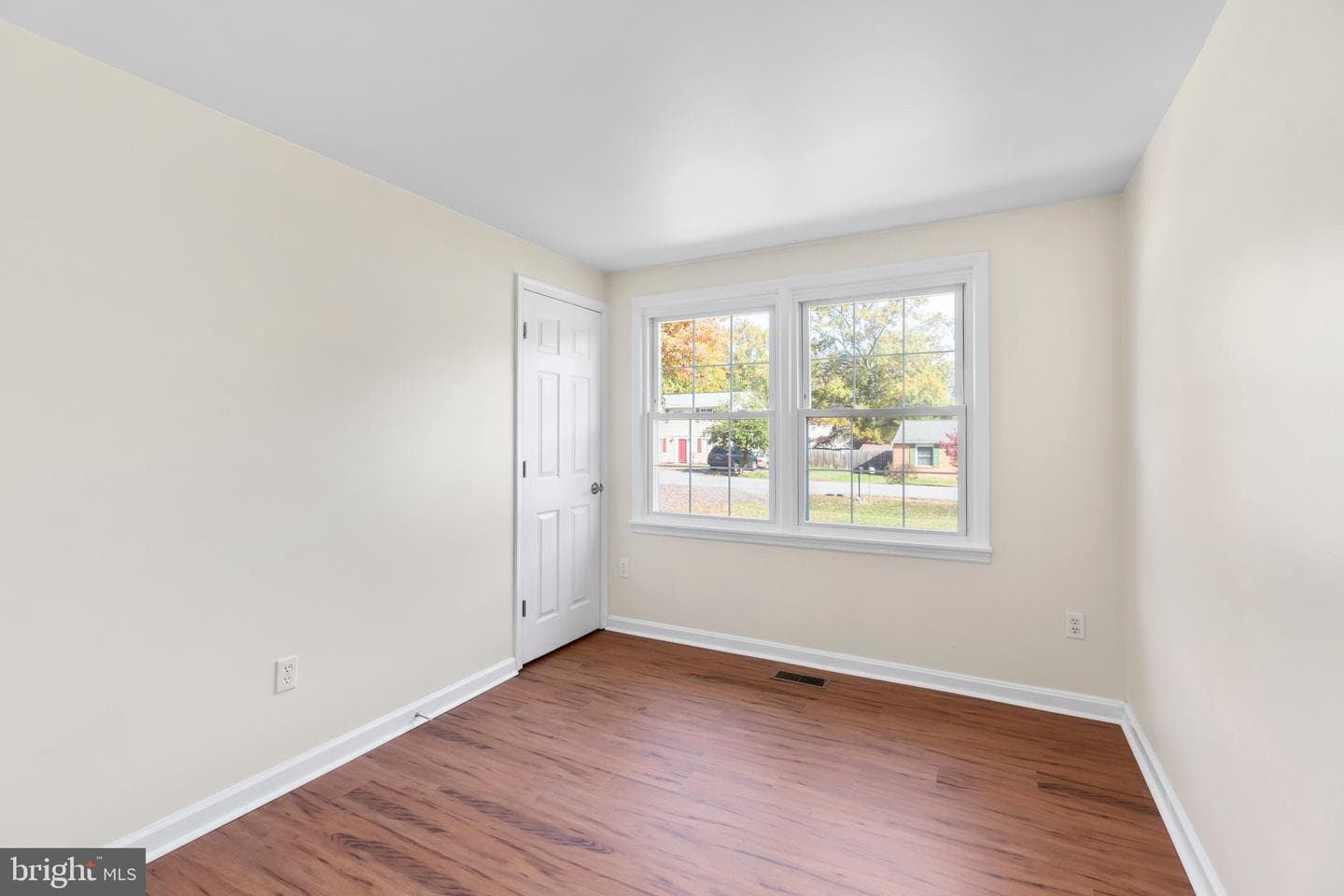 5512 Elder Street photo 24
