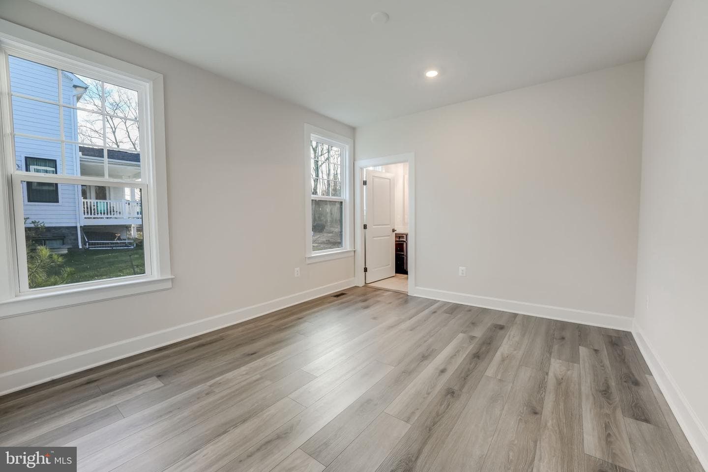 11912 Beamer Drive photo 12