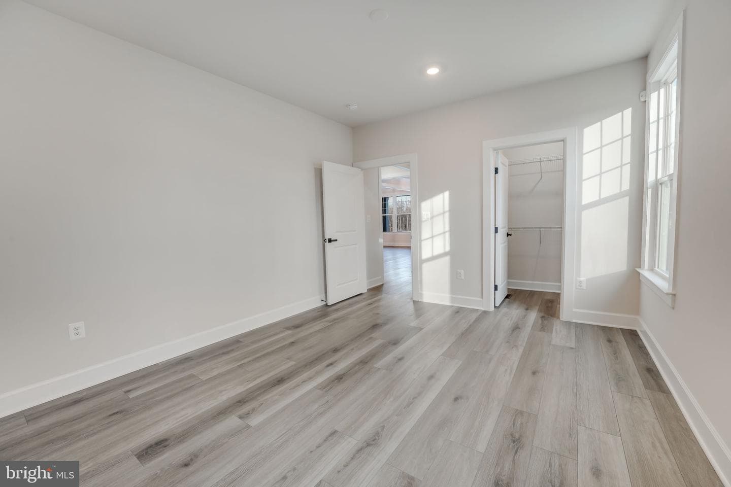 11912 Beamer Drive photo 13