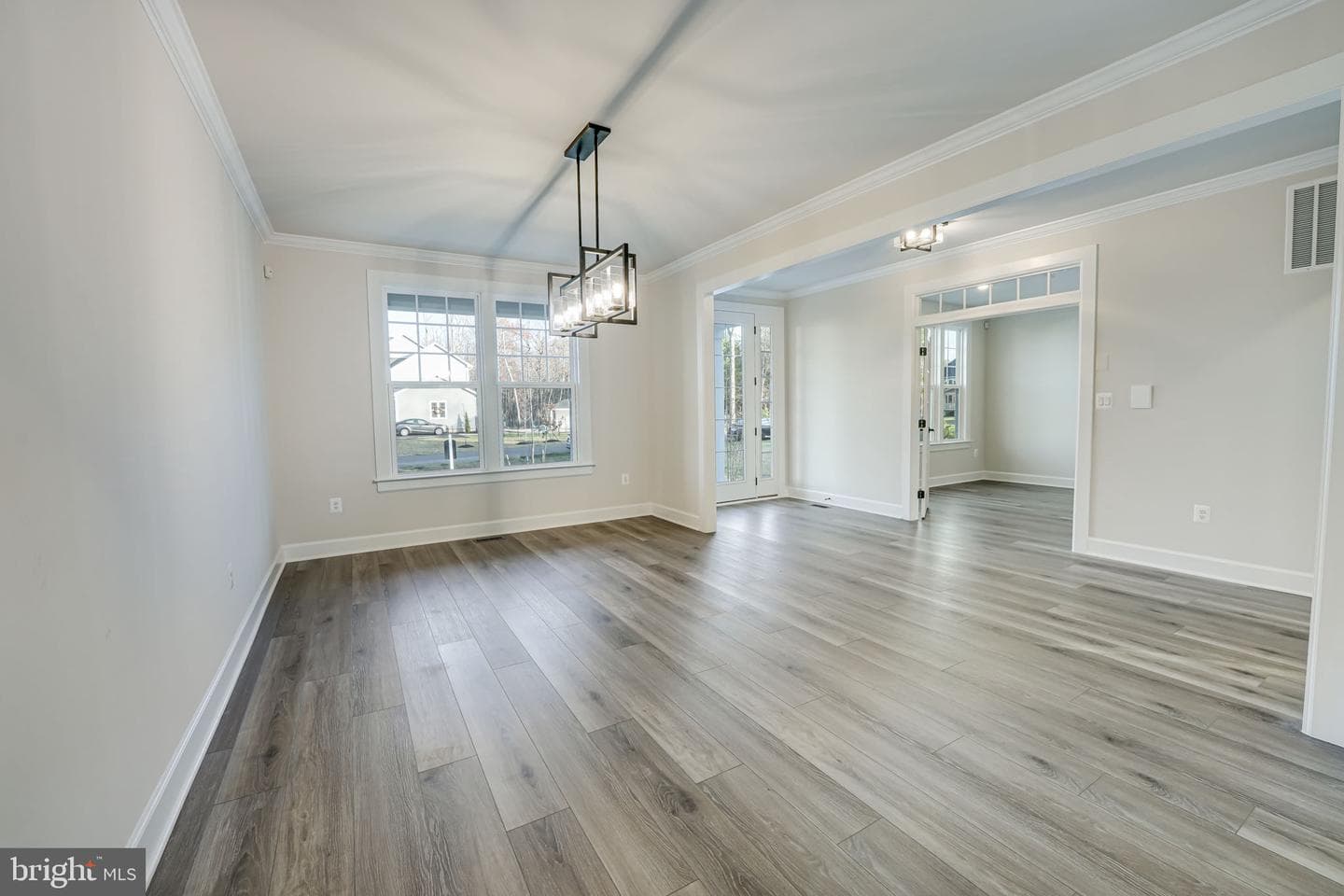 11912 Beamer Drive photo 9