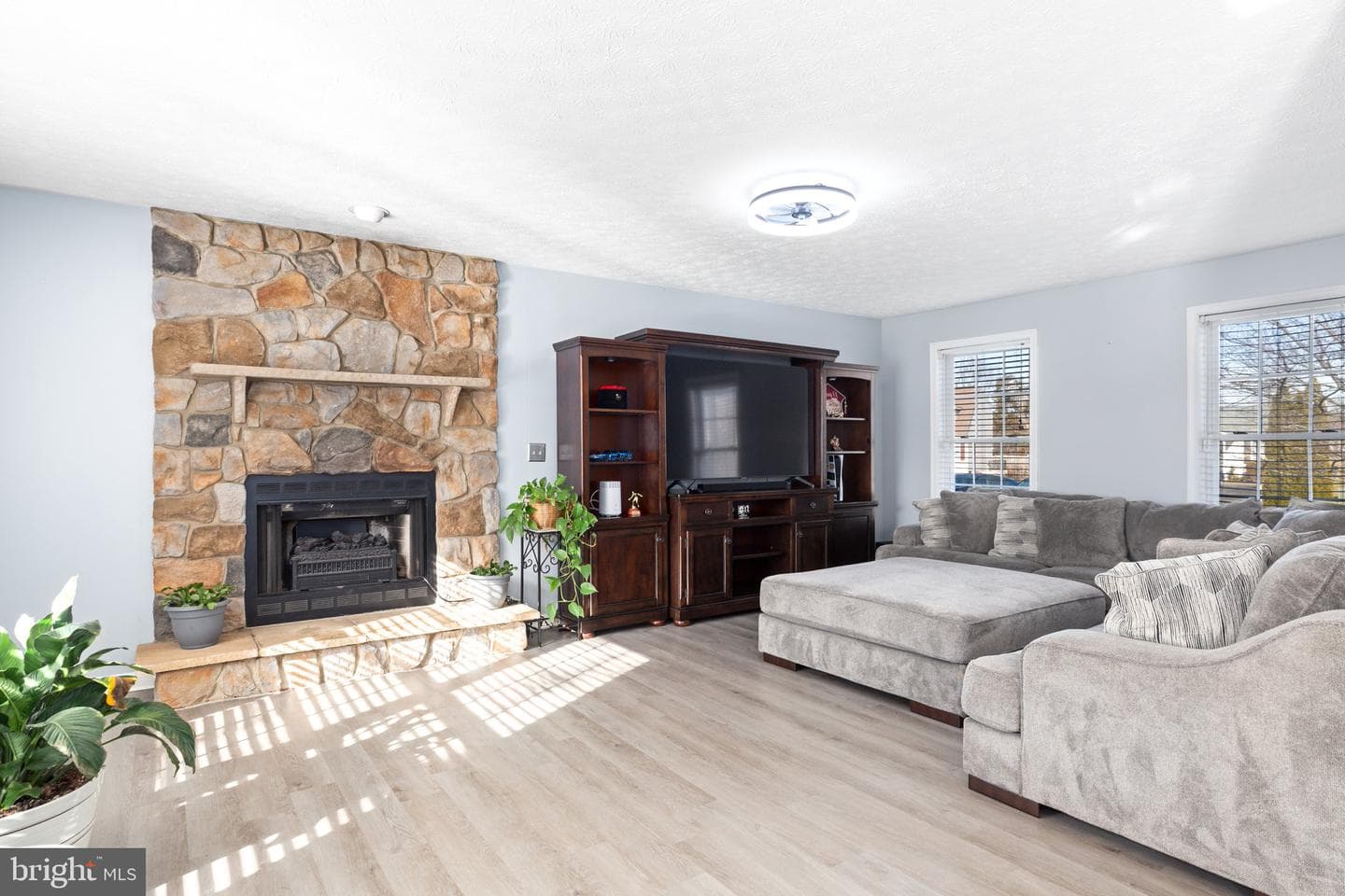 6002 Sunny Meadows Drive photo 14