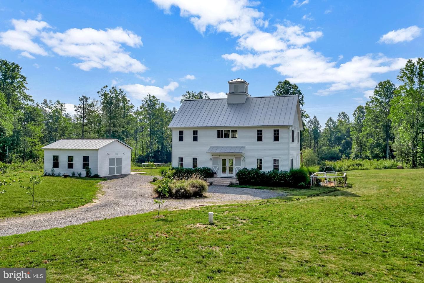 7691 Governors Point Lane photo 2