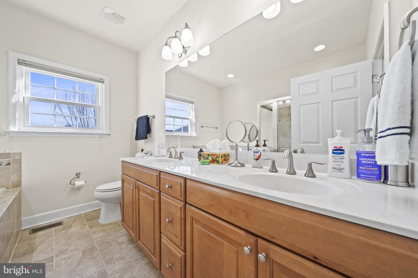 9803 Millford Station Court photo 12