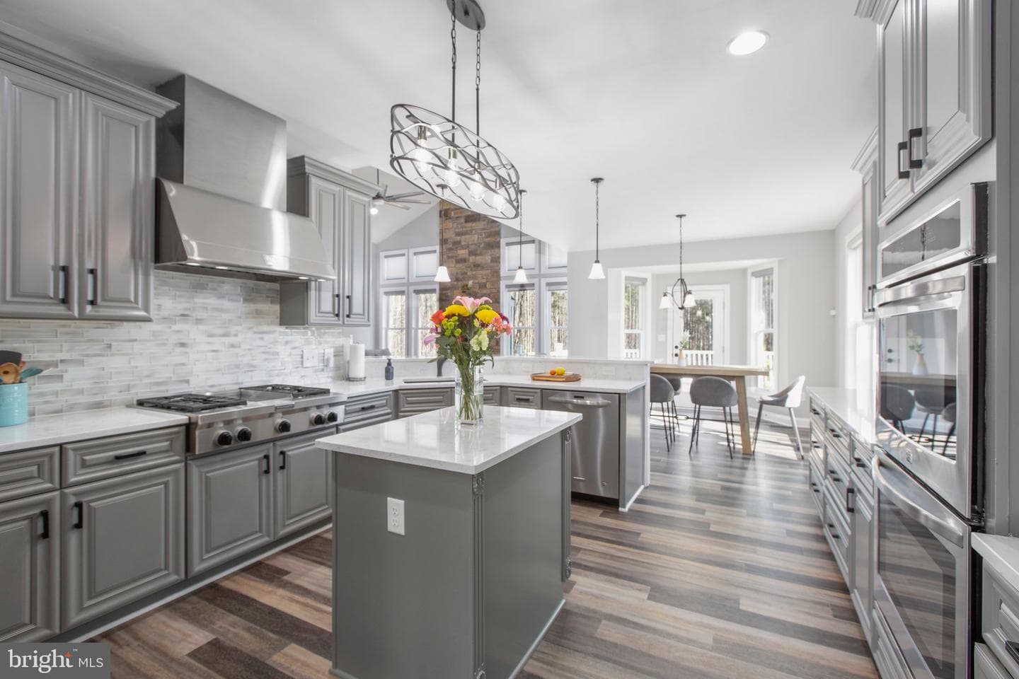 10011 Tarrington Way photo 12