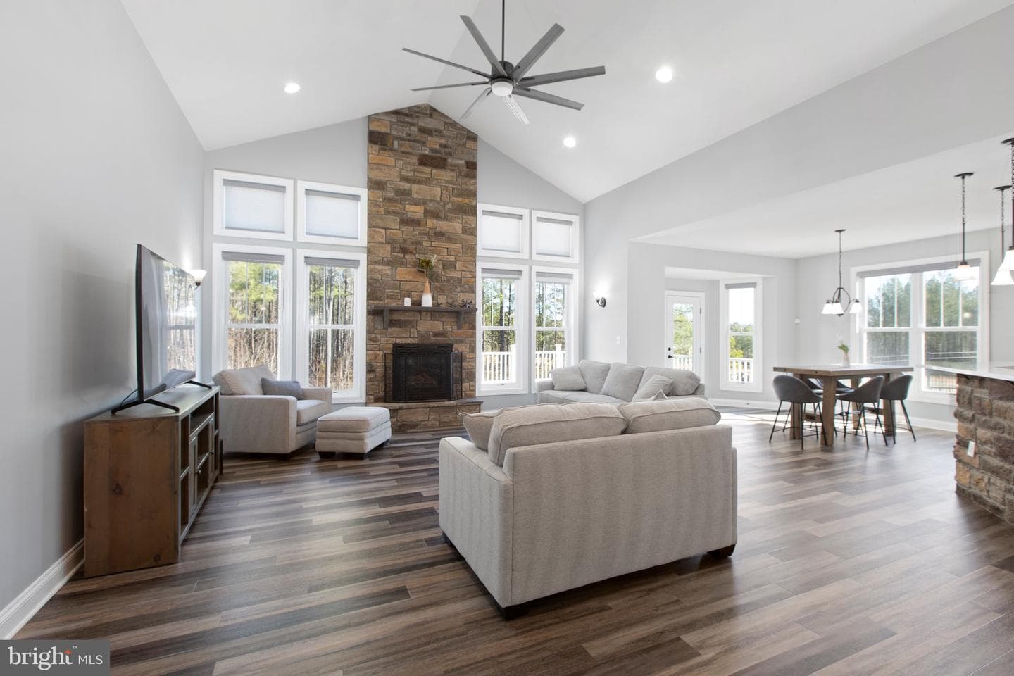 10011 Tarrington Way photo 19