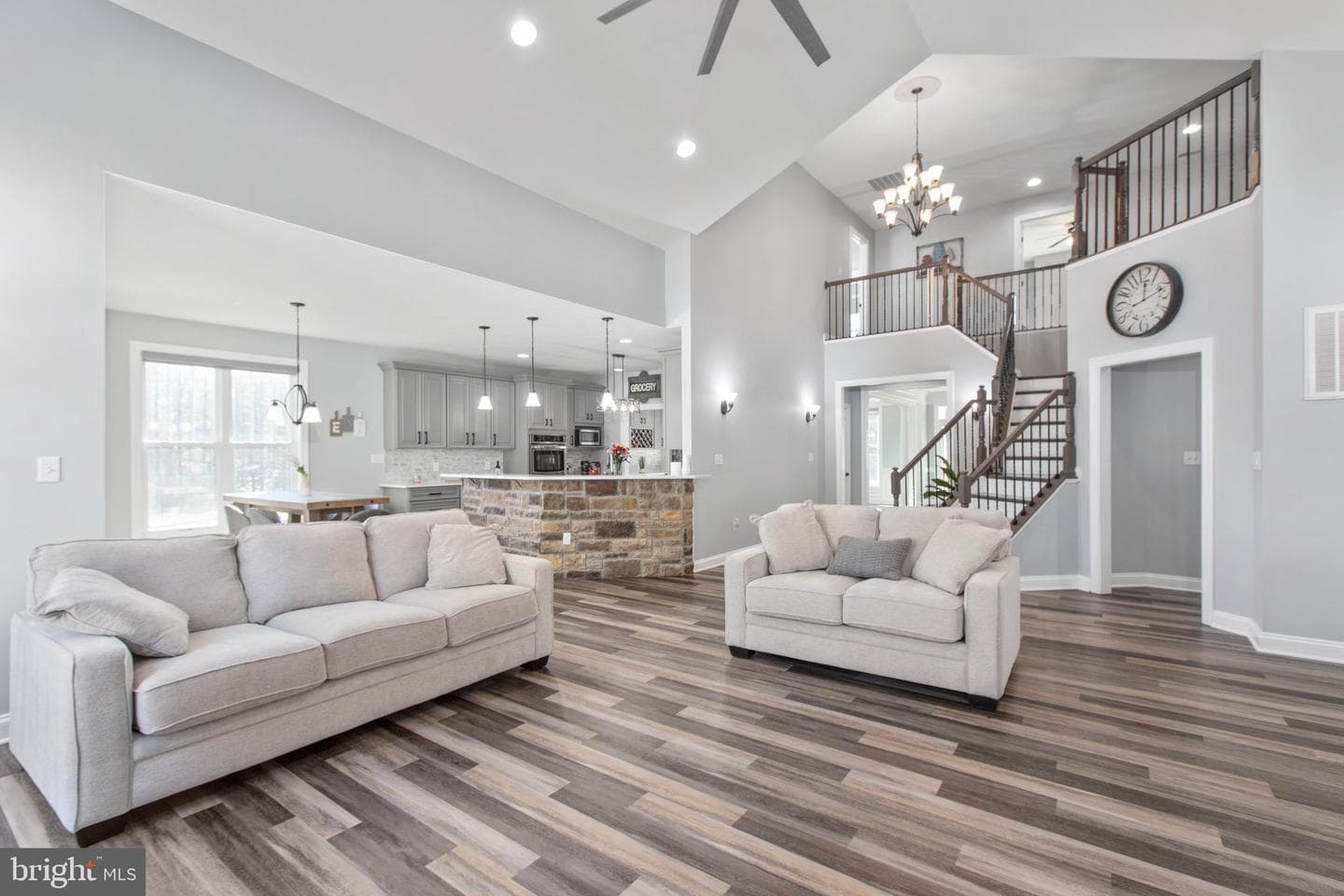 10011 Tarrington Way photo 20