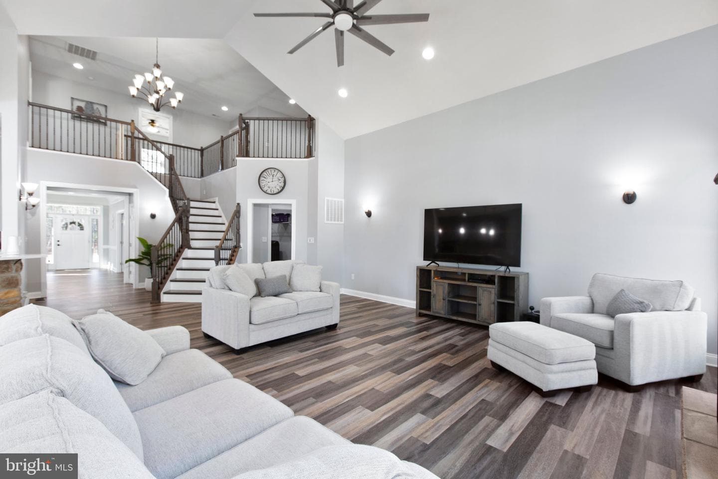10011 Tarrington Way photo 21