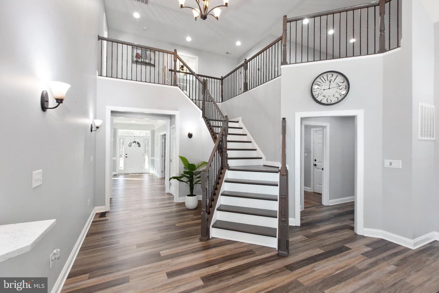 10011 Tarrington Way photo 22