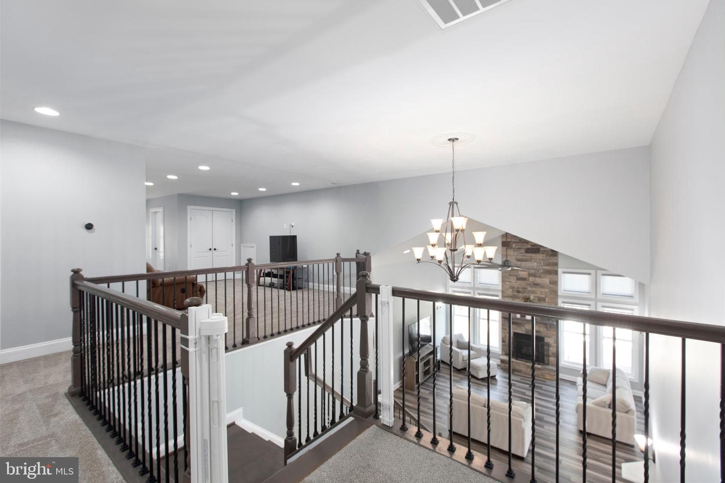 10011 Tarrington Way photo 25
