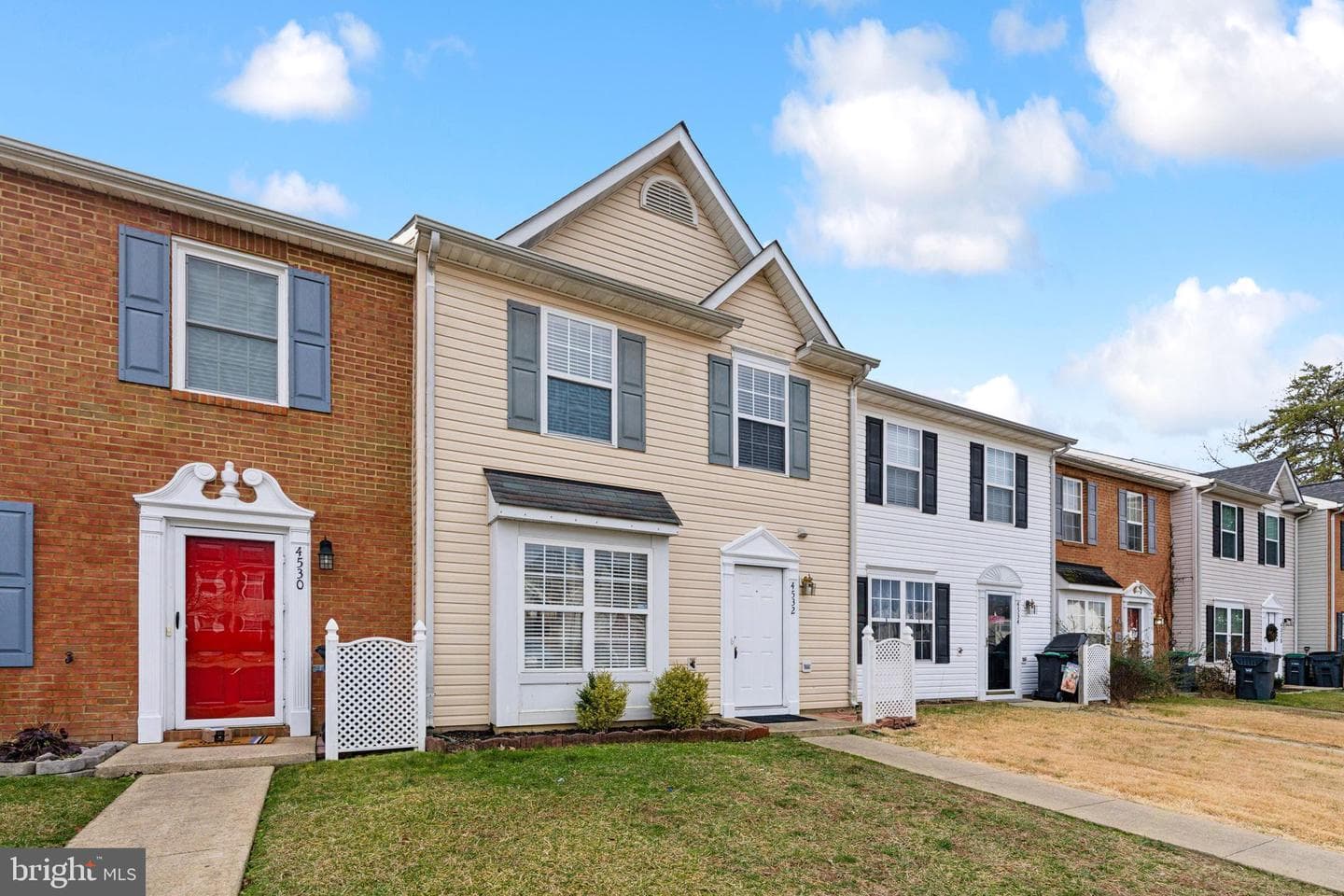 4532 Leighann Lane photo 2