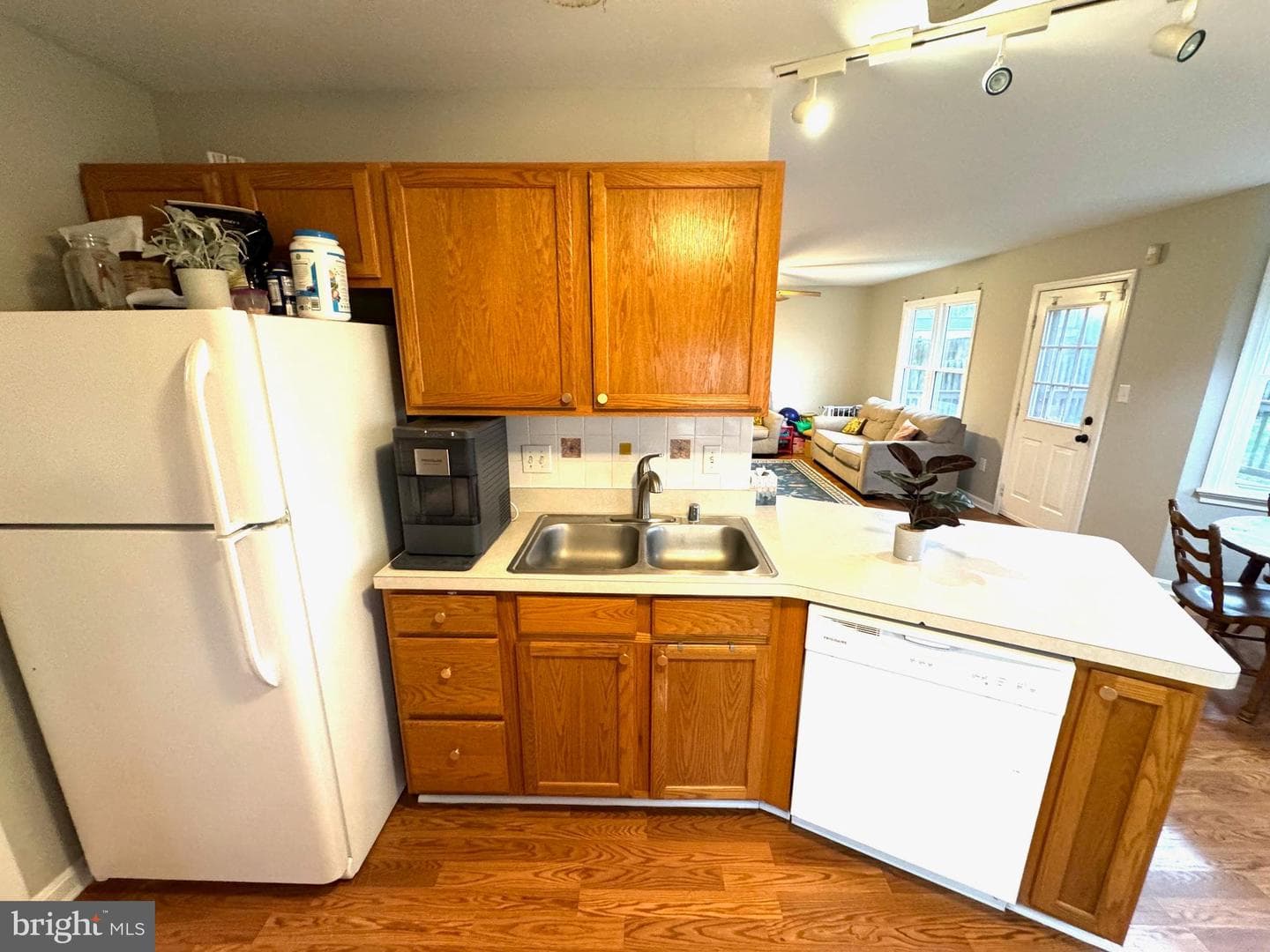 10006 Shadowridge Court photo 14