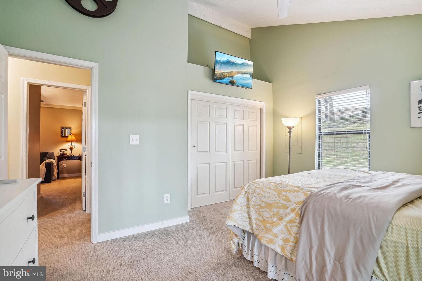 6734 Lake Pointe Drive photo 18
