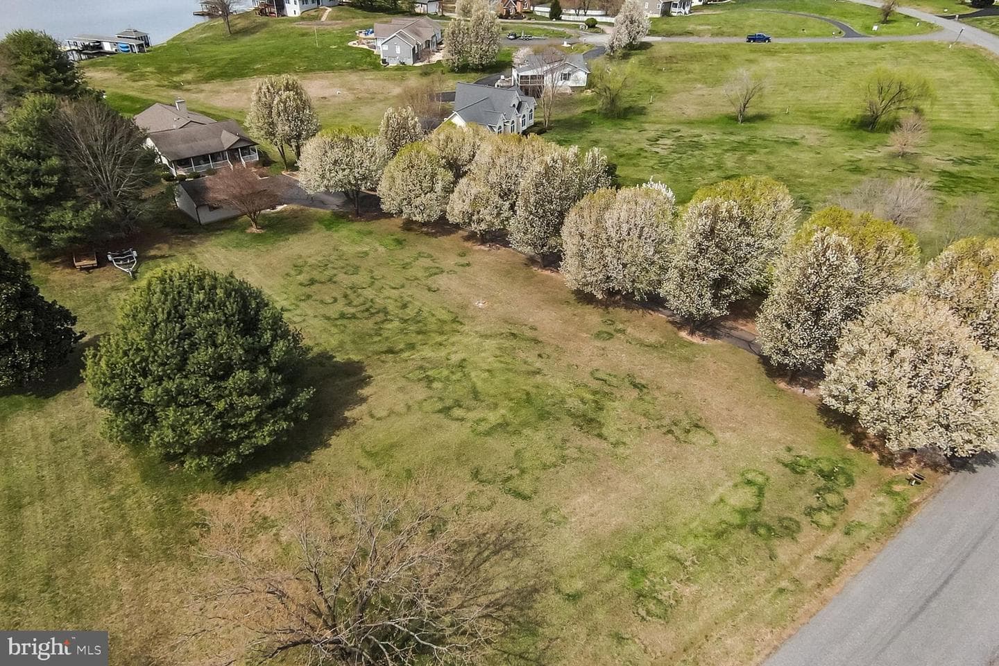 6734 Lake Pointe Drive photo 46